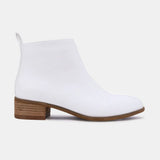 Stiefel aus Kunstleder mit Blockabsatz