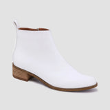 Stiefel aus Kunstleder mit Blockabsatz